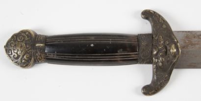  CHINA, MID-19th CENTURY Double sword of the shuang jian type, the handle in brown...