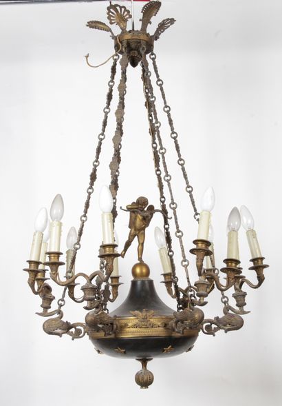 null IMPORTANT LUSTRE of antique form with twelve arms of light in black lacquered...
