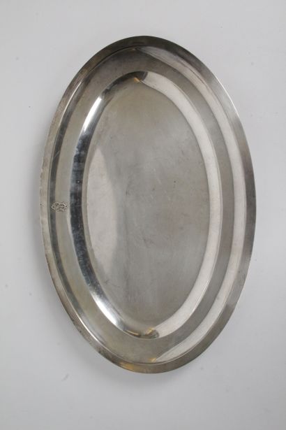 null LARGE OVAL PLAT, with initial "SP" in silver, at 950 thousandth. Marked: minerve....