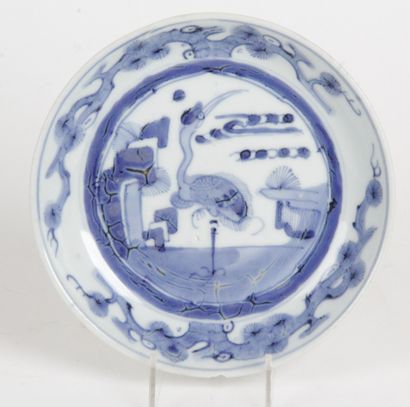 null Vietnam, 17th to 19th century Lot of three ceramics including a small stoneware...