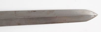  CHINA, MID-19th CENTURY Double sword of the shuang jian type, the handle in brown...
