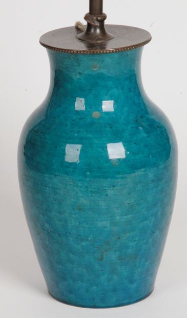 null China, 19th century. Porcelain vase with turquoise blue monochrome glaze (pierced...