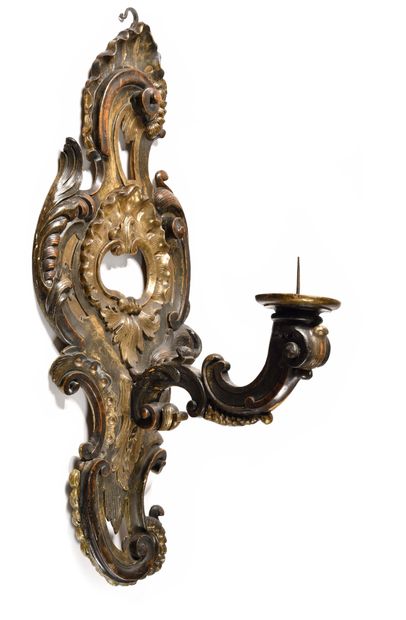 null PAIR OF MONUMENTAL LIGHTING ARMS in patinated and silvered wood, with openwork...