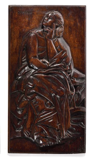 null SUITE DE HUIT PANNEAUX en bois sculpté en fort relief représentant les muses...