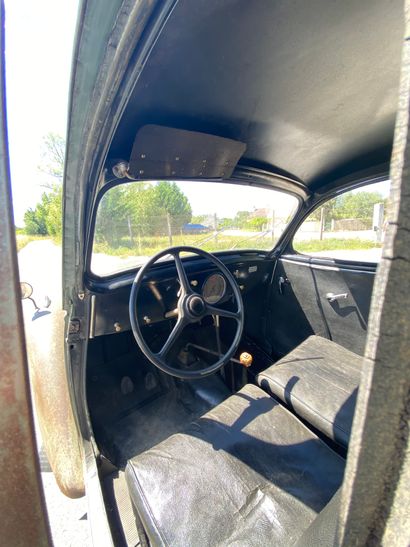 1949 PEUGEOT 202 CAMIONETTE 
Serial number : 748265



Nice patina



Old style



French...