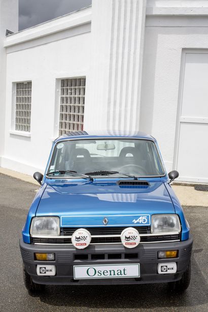 1979 RENAULT 5 ALPINE 1979 Renault 5 Alpine

N° de série : 7667189

Phase 1 

Configuration...