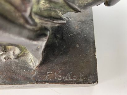 null Félix VOULOT (1865-1926) Two dancers Bronze with lost wax (traces of green of...