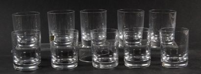 null TEN whisky glasses in baccarat crystal, with their boxes.