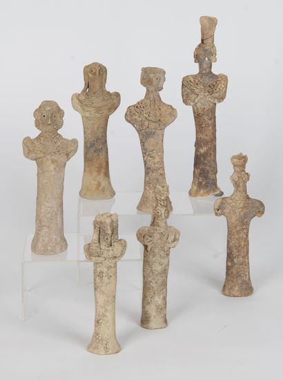 null ROMAN ARCHEOLOGY, MEDITERRANEAN SURROUNDINGS, lot of idols including : - An...