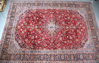 OLD KACHAN CARPET decorated with a central...
