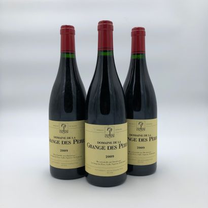 null 3 bottles Grange des Pères 2009 red (good levels, very lightly marked label...