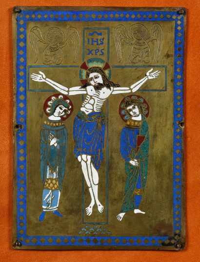 null BINDING PLATE in champlevé copper, engraved and enamelled representing the Crucifixion...
