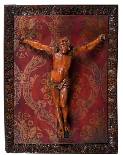 IMPORTANT CRUCIFIED CHRIST in carved boxwood presented in a carved wooden frame...