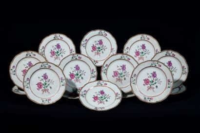 null CHINA, INDIA COMPANY, XVIIIth CENTURY Set of fourteen porcelain plates of the...