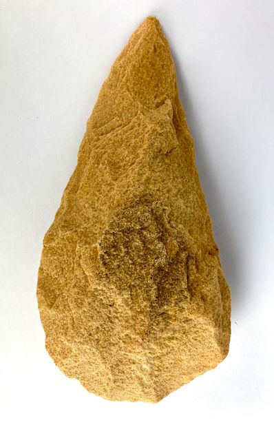  Biface lancéolé Quartzite beige Afrique du Nord sub-saharienne, Acheuléen l. : 22...