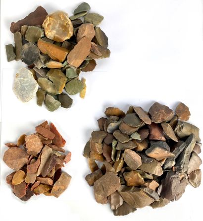 null Lot of flakes and microliths Beige flint Lebanon, Neolithic