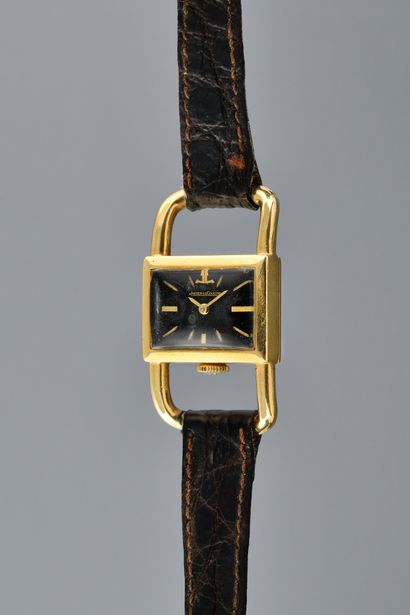  JAEGER LECOULTRE Stirrup. N° 909211A. Circa 1960. Ladies' watch in yellow gold 750/1000,...