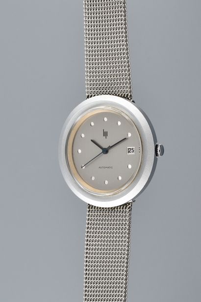 null LIP Rudy Meyer Galaxy. N°513876. Circa 1970. Steel wristwatch, round brushed...