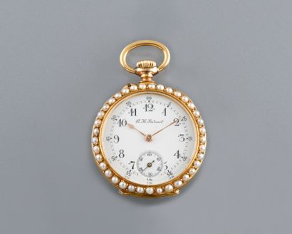 null RODANET N°61489. About 1890. Yellow gold collar watch 750/1000, white dial signed,...