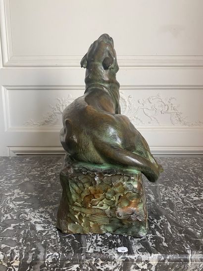 null Louis RICHE (1877-1949) L'éveil de la lionne. Important bronze à patine verte....