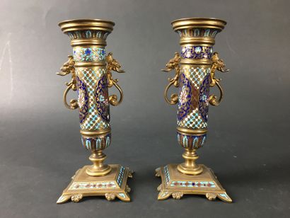 null PAIR OF SOLIFLORES VASES in gilt bronze with enamelled decoration. Late 19th...