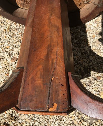 null HARPIST CHAIR in mahogany veneer with gondola back. Tripod base. 19th century....