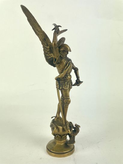 null Emmanuel FREMIET (1824-1910) Saint-Georges terrassant le dragon Bronze doré...