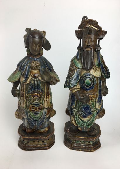 null CHINA Two polychrome enamelled stoneware subjects decorated with a couple of...