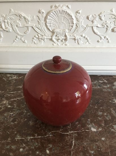 null CHINA Ginger pot in red porcelain "sang de boeuf" (reported lid). 19th century....