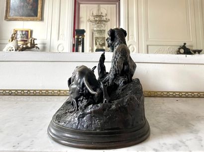null Pierre-Jules MÈNE (1810-1879) Partridge hunt Large bronze with brown patina...
