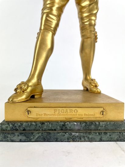  Eutrope BOURET (1833-1906) Figaro Statuette en bronze doré chryséléphantine (fente...