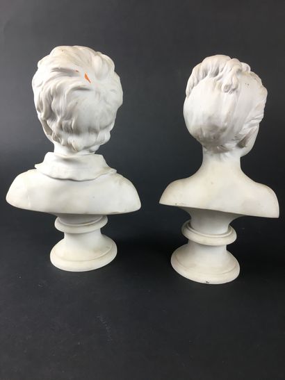  SEVRES Two busts in cookie (small chips). H : 19 and 20 cm