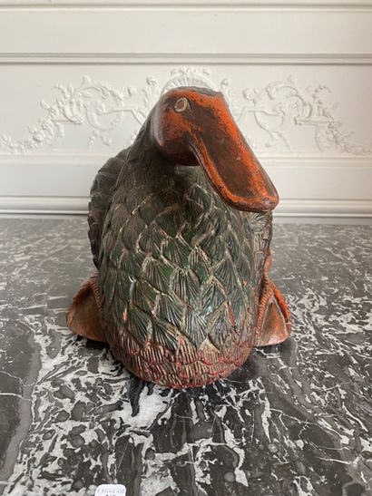  Important SCULPTURE in polychrome wood decorated with a duck. Foreign work of the...