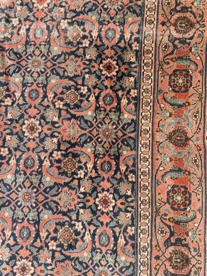 null NORTHWEST PERSIA Very old Herat. Late 18th-early 19th century. Wool velvet on...