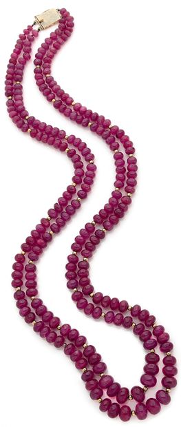 NECKLACE composed of a double row of ruby...