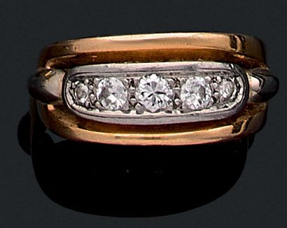 null RING composed of two liserets holding in their center a line of brilliant-cut,...
