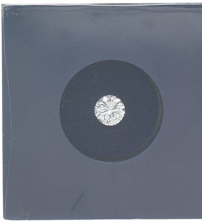 null DIAMOND ON PAPER of 1.002 carat, in its box sealed by a seal. Certificate Interdiamond...