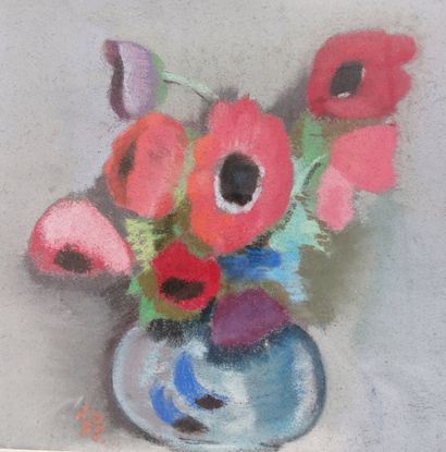 null ZOUM WALTER (1902-1974) Anemones on a grey background Pastel on paper Signed...