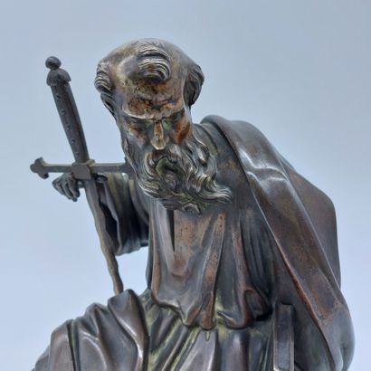 null BRONZE de saint Michel, tenant un livre et une épée, 

H : 34 cm