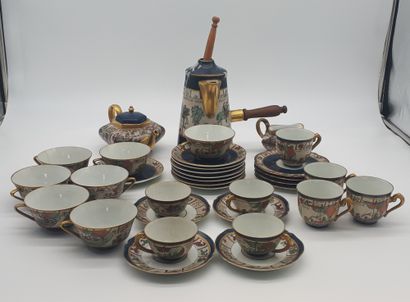 null COFFEE AND CHOCOLATE SERVICE in Limoges porcelain after the Bayeux tapestry...