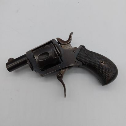 null Revolver Bulldog cal.320, manufacture royale de Liège 

(manques)