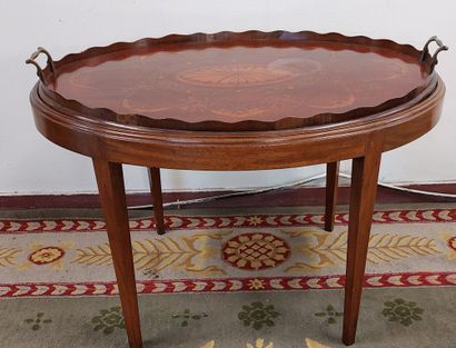 TABLE BASSE DESSERTE 
ovale en bois naturel,...