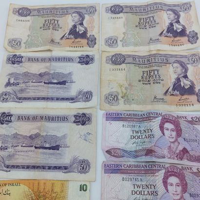 null ENSEMBLE DE MONNAIES

- 8 billets (10 new Sheqalim, bank of Israel, 5 x 50 fifty...
