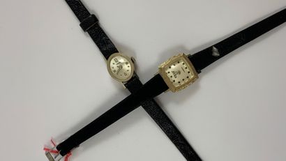LOT OF TWO WATCHS White gold 750/1000 ladies...