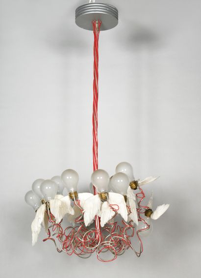null INGO MAURER (b. 1932) "Birds" model Suspension in metal and wings in goose feathers...