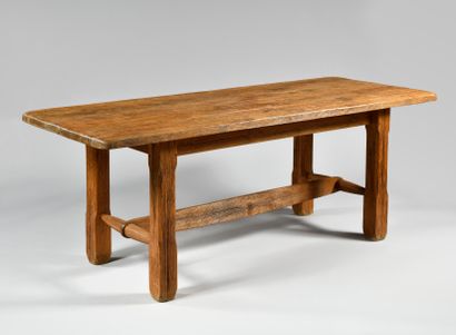 null TRAVAIL DES ANNEES 1960 Table de salle à manger en bois naturel à épais plateau...