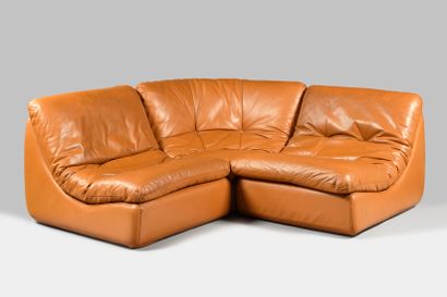 STEINER EDITEUR Modular sofa in fawn leather...