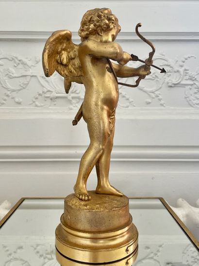 null Auguste MOREAU (1834-1917), In the taste of Love with a bow Gilded bronze marked...