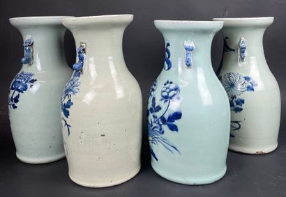 null CHINE Quatre vases balustres en porcelaine céladon à décor de fleurs. Début...