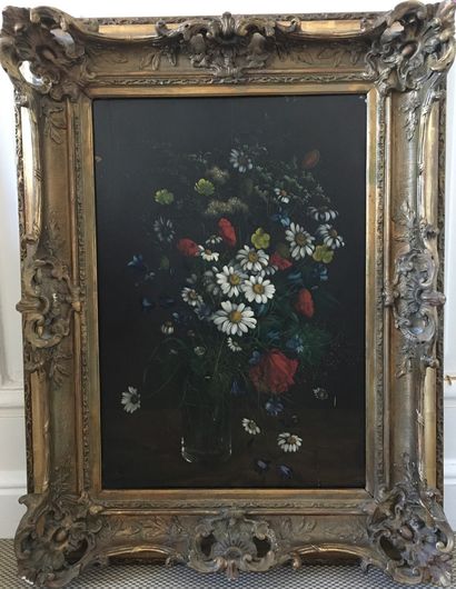 null FRENCH SCHOOL end of XIXth century. Bouquet of flowers in a vase. Oil on panel,...